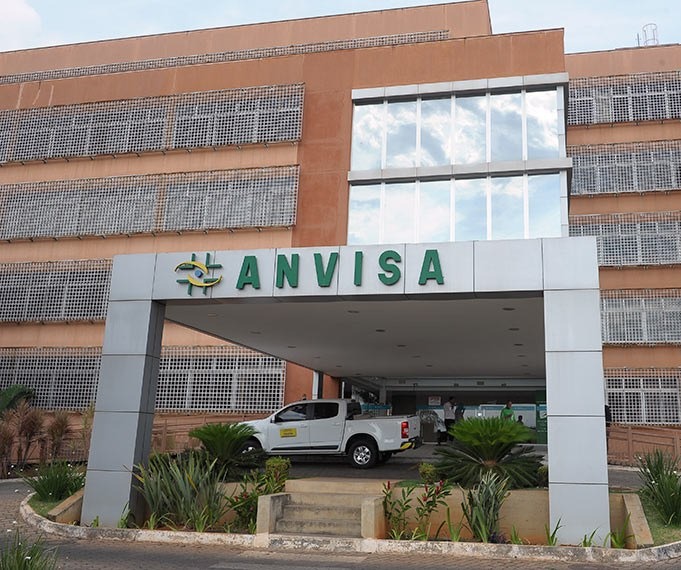 Anvisa Interrompe Produção e Comercialização de Produtos Odontológicos