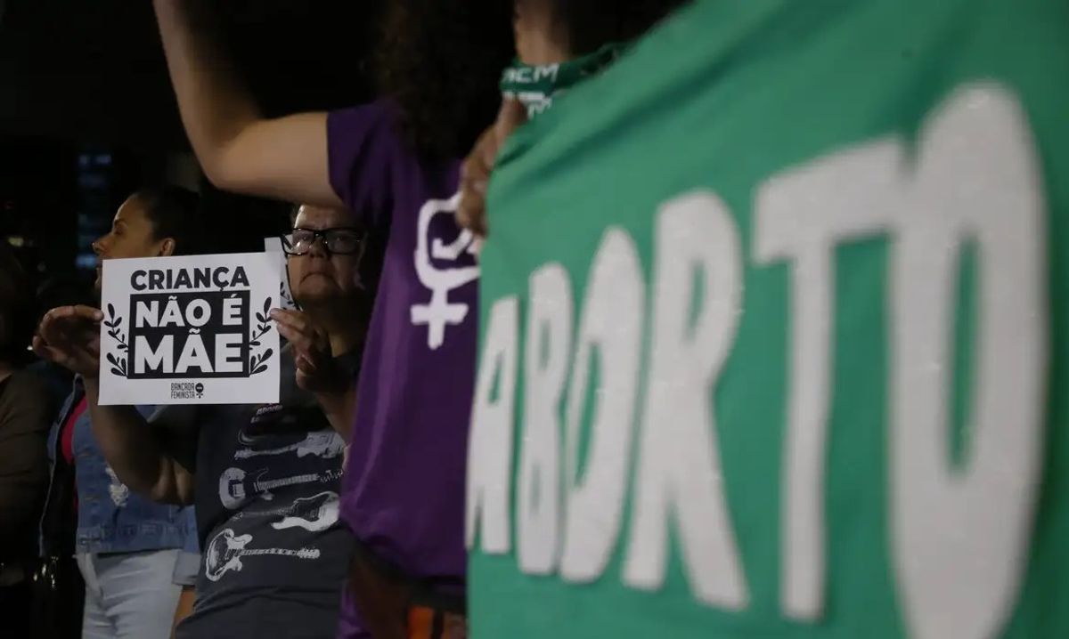 Associações de Médicos Católicos: Um Crescimento Estratégico na Disputa Bioética do Aborto Legal no Brasil