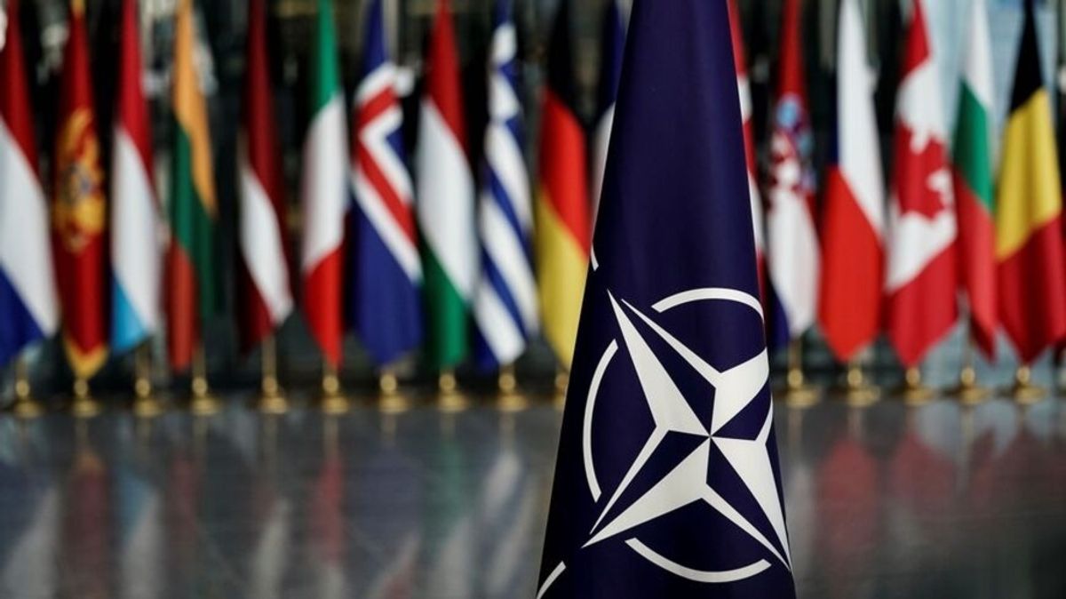 Caça da OTAN Intercepta Drone em Espaço Aéreo Romeno