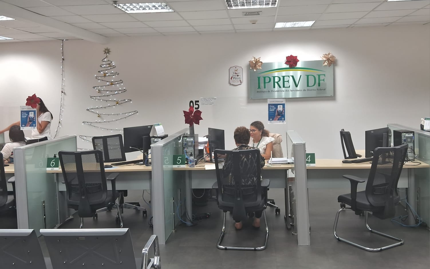 Celina Leão nomeia nova diretoria do Iprev-DF com mandatos de quatro anos