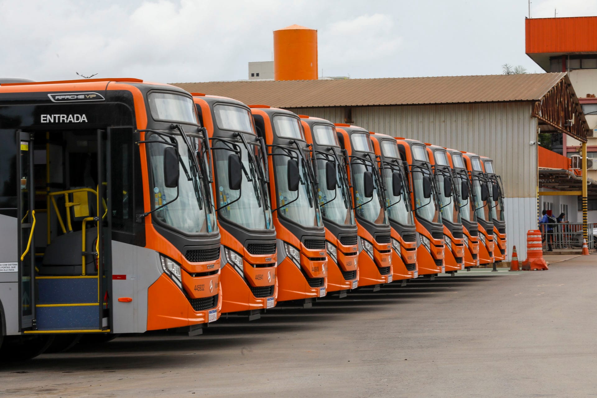 CLDF Alerta para 'Maquiagem Contábil' em Subsídios do Transporte Público do DF
