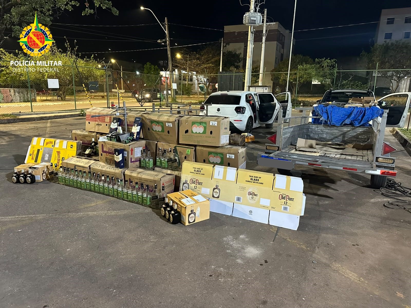 Dois Homens São Presos com Mais de Mil Garrafas e Equipamentos para Falsificação de Bebidas no DF