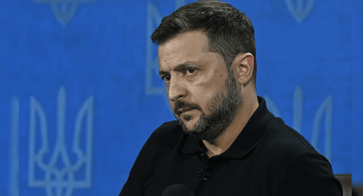 Drone russo atinge sede do SBU em Kiev, afirma Zelensky