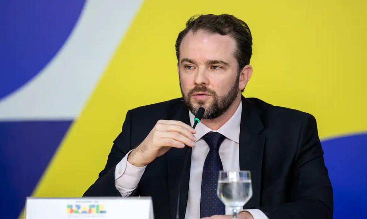 Durigan: governos anteriores não controlavam remessas internacionais