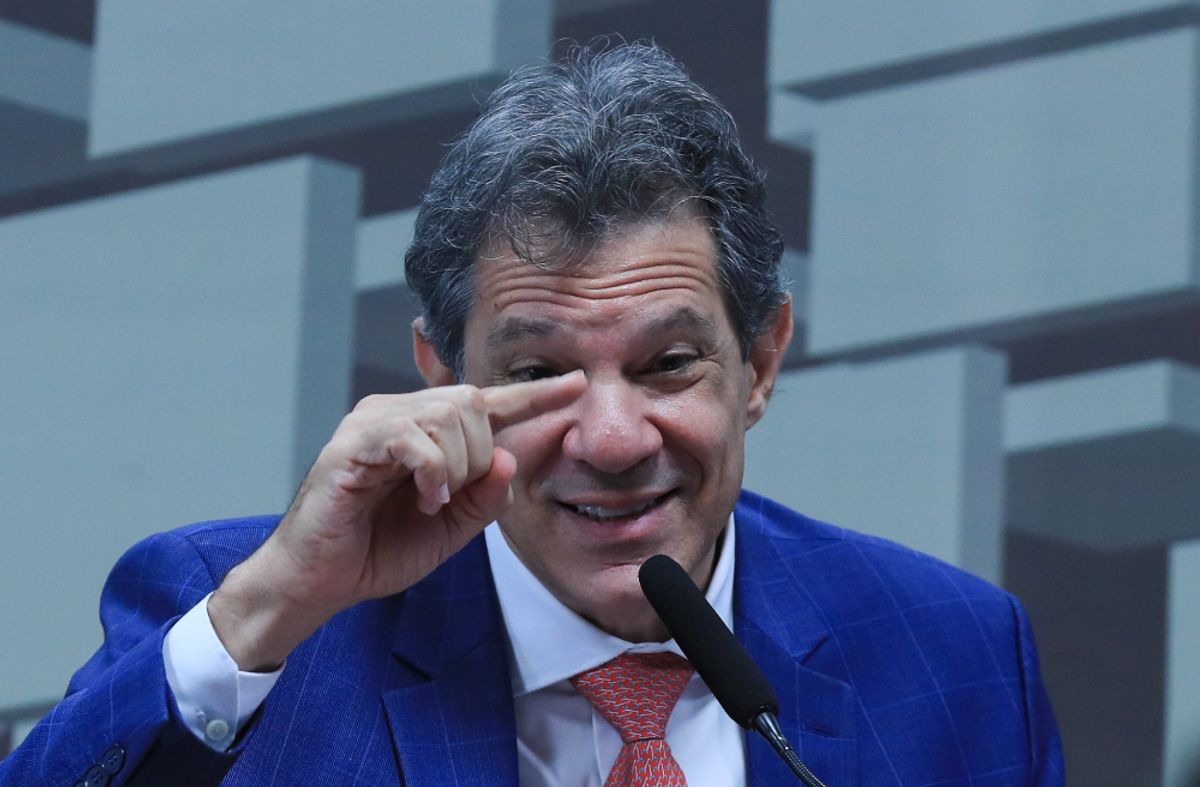 Haddad nega contato com Vorcaro e cobra abertura total de sigilos do Banco Master