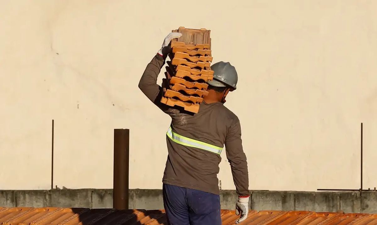 INCC/Sinapi registra aumento de 0,44% em julho, desacelerando em relação a junho