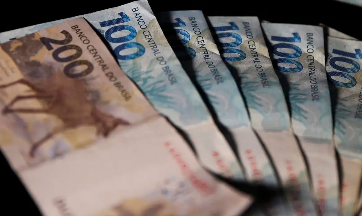 Inflação Brasileira em Julho Atinge Mínima em Quatro Anos, Mas Supera Expectativas do Mercado