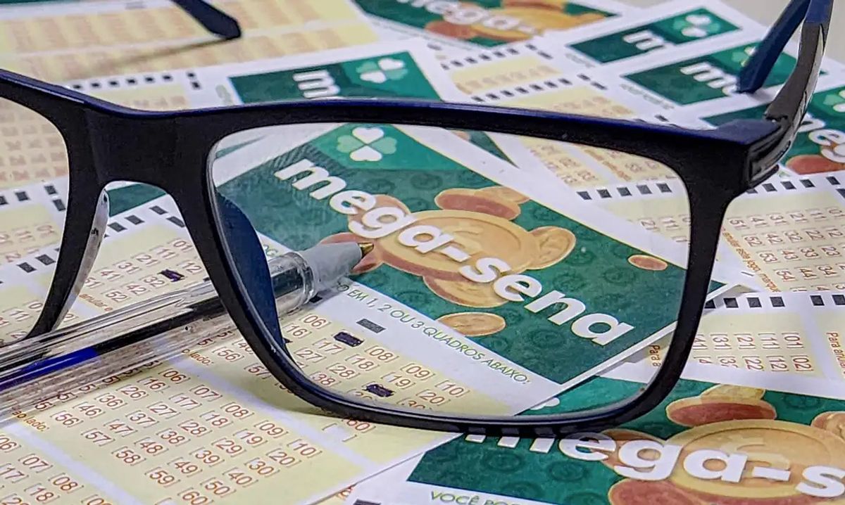 Mega-Sena sorteia prêmio acumulado de R$ 48 milhões neste domingo