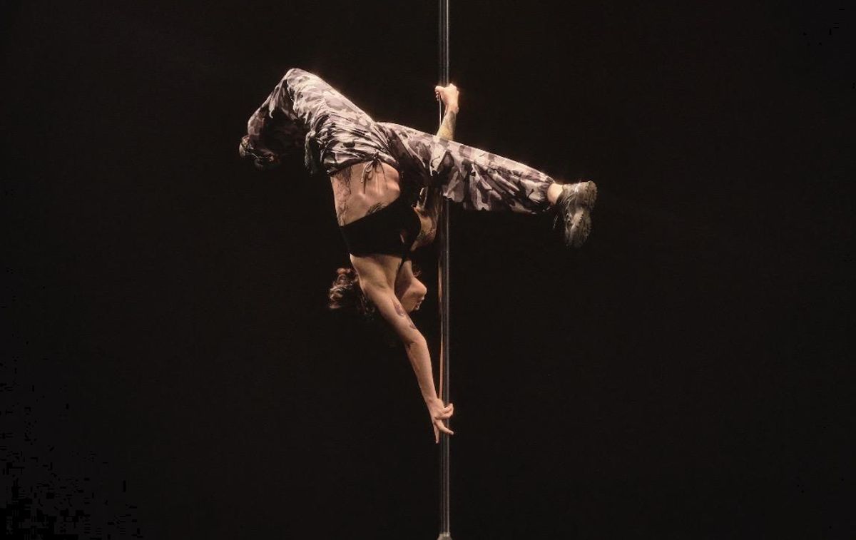 Pole dance: preconceito ainda impede reconhecimento profissional