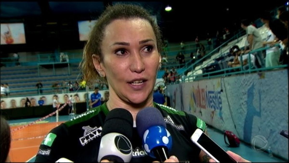 Tiffany Abreu expressa preocupação com restrições a mulheres trans no vôlei brasileiro